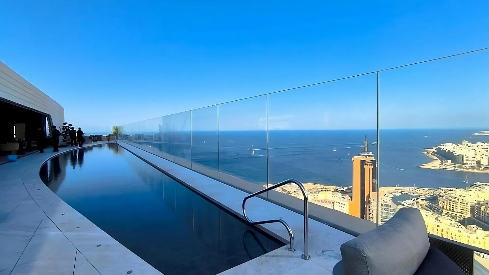 Superlative 24Th Floor Apartment Mercury Tower Saint Julian's