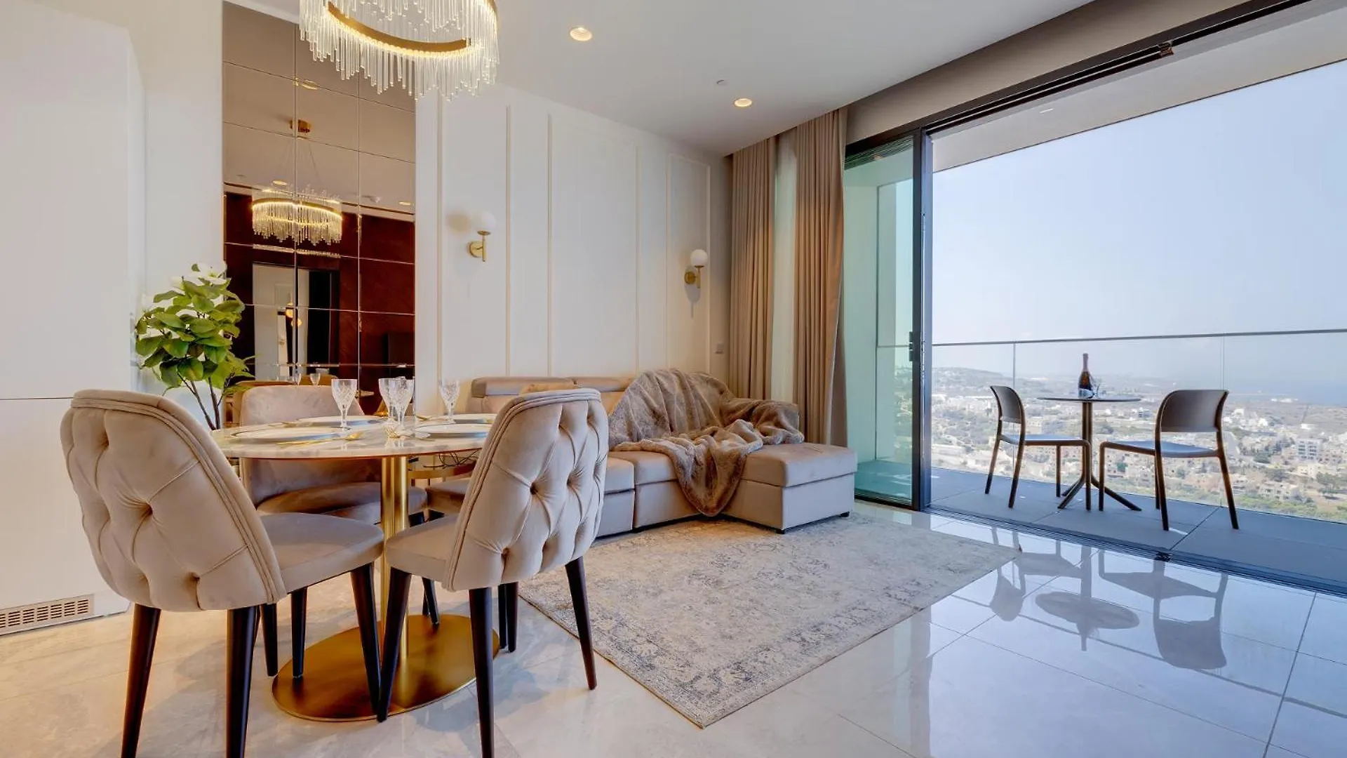 Superlative 24Th Floor Apartment Mercury Tower Saint Julian's